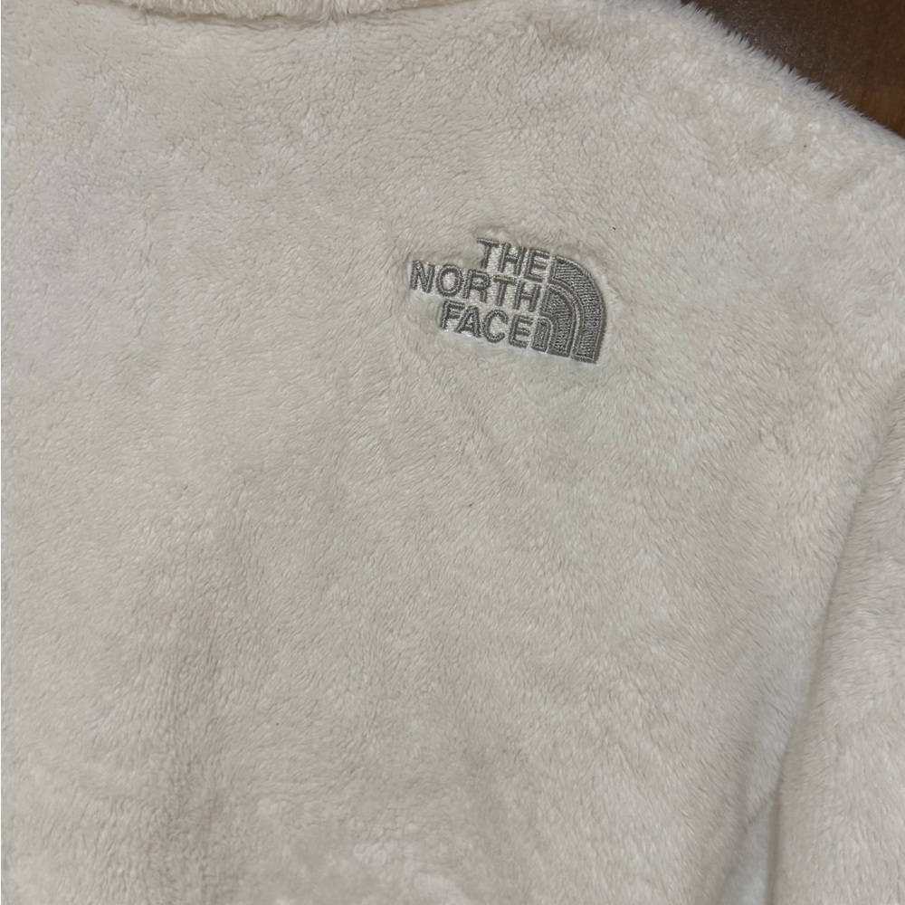 🔥 MAKE OFFER!  Today ONLY The North Face Soft White Plush Ladies Jacket NICE 😊 - Picture 7 of 8